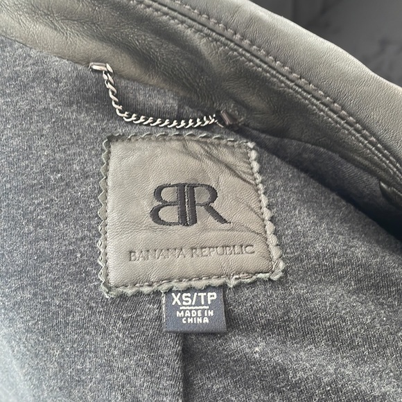 Banana Republic Leather Jacket - Picture 5 of 6
